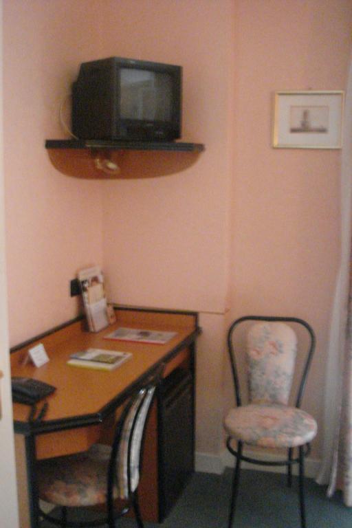 La Poste Hotel Vitry-le-François Buitenkant foto